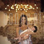 11-01-2001 Mariska Hulscher and baby at home.

[keywords]Posed, Half Length, Eyecontact, Smiling[/keywords]